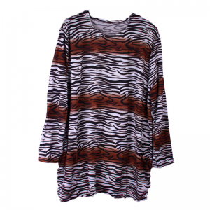 attiremadness | woman | tshirt | plus size | oversize printed tops