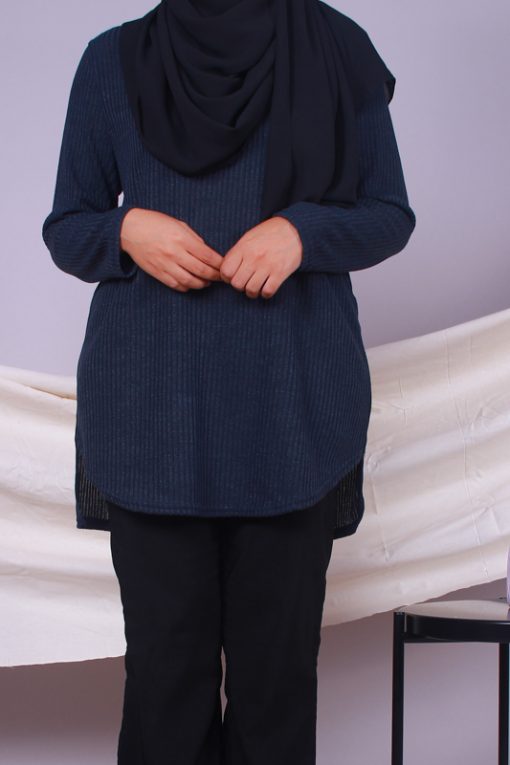 Tunic Tops in Dark Grey - Image 3