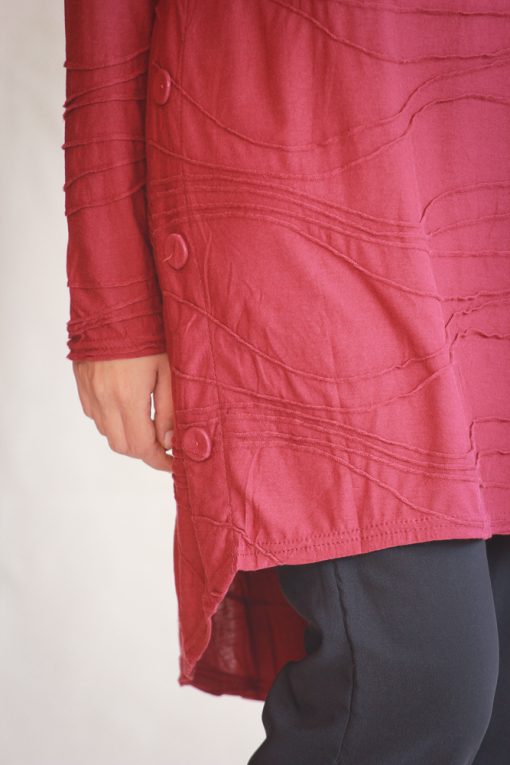 Suri in Maroon - Image 5
