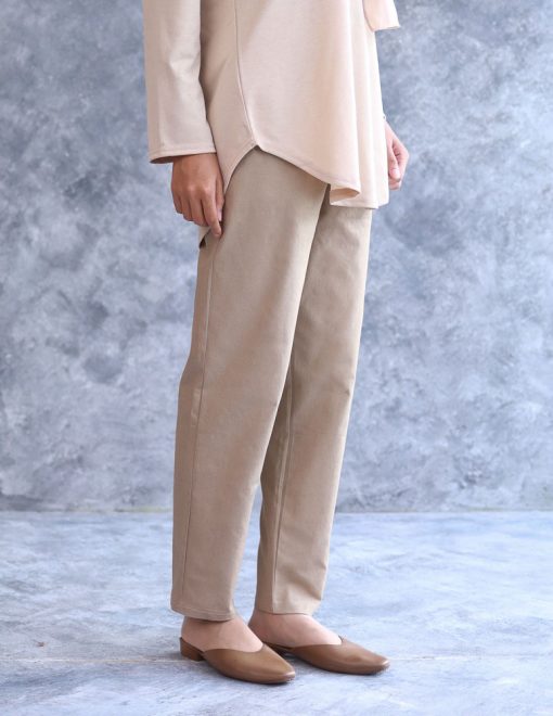 Demii Pants Straight Cut in Khaki