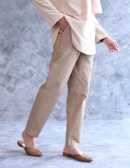 Demii Pants Straight Cut in Khaki - Image 2