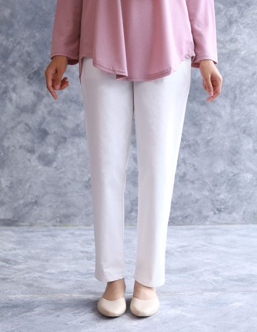 Demii Pants Straight Cut in White - Image 4