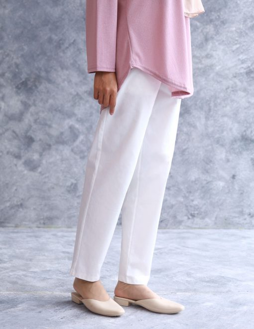 Demii Pants Straight Cut in White - Image 3