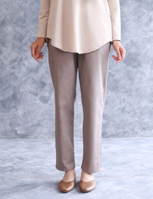 Demii Pants Straight Cut in Park Oak - Image 5