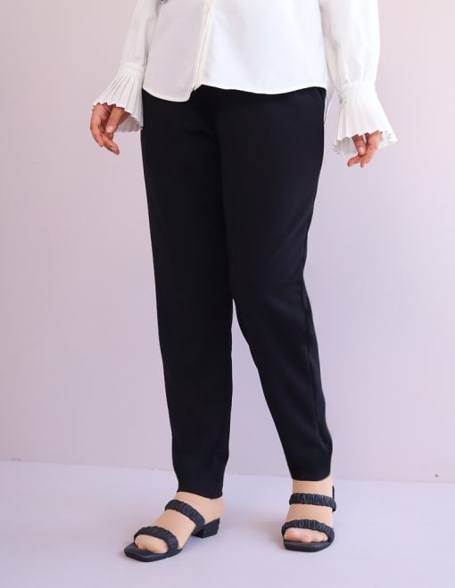 Ivy Pants in Black - Image 3