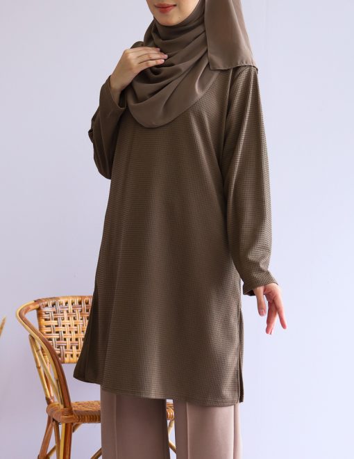 Elayaa in Major Brown - Image 3