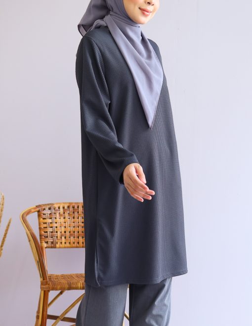 Elayaa in Dark Grey - Image 3